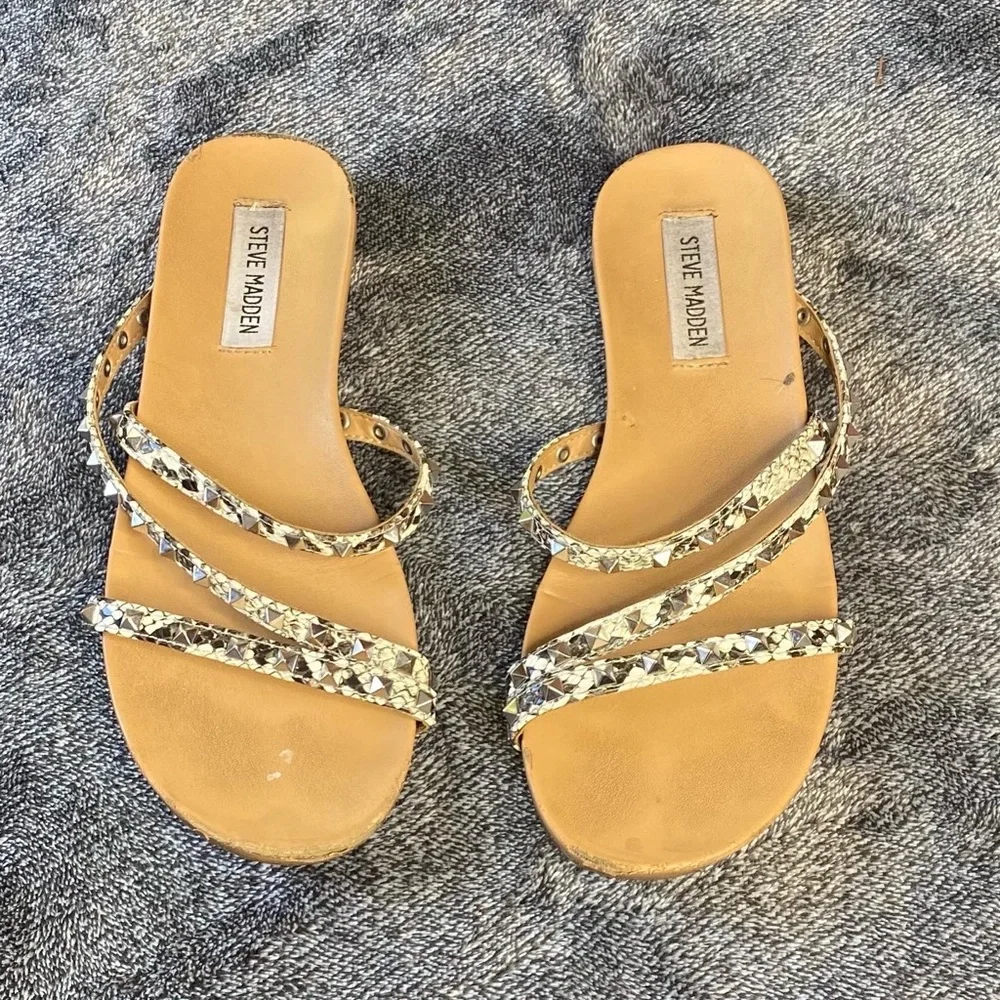 Steve Madden studded croc sandals - Picture 1 of 3